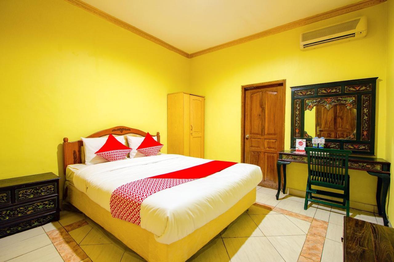 Oyo 1770 Hotel Mawar Saron 2 Kejayan Exteriör bild